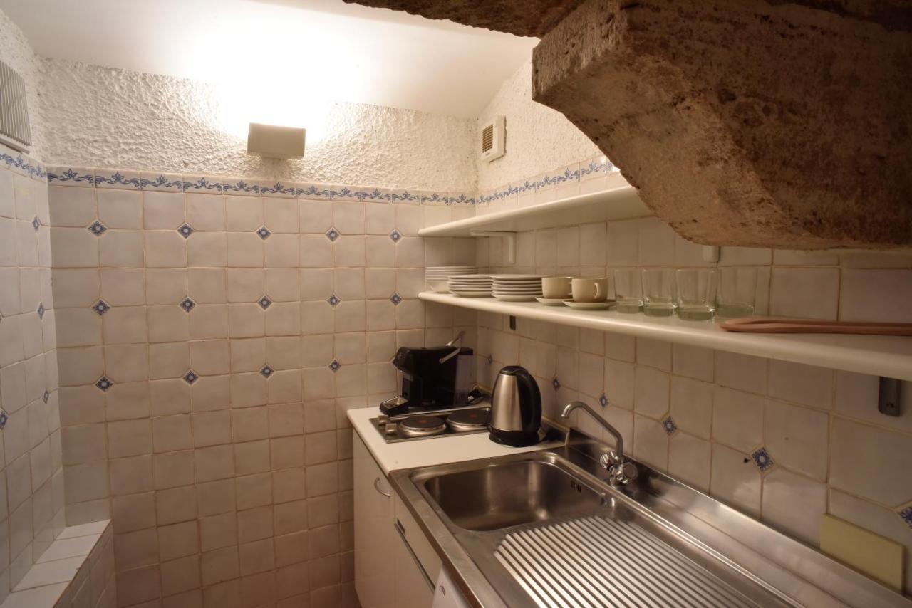Le Tartarughe Boutique Apartment Roma Ngoại thất bức ảnh